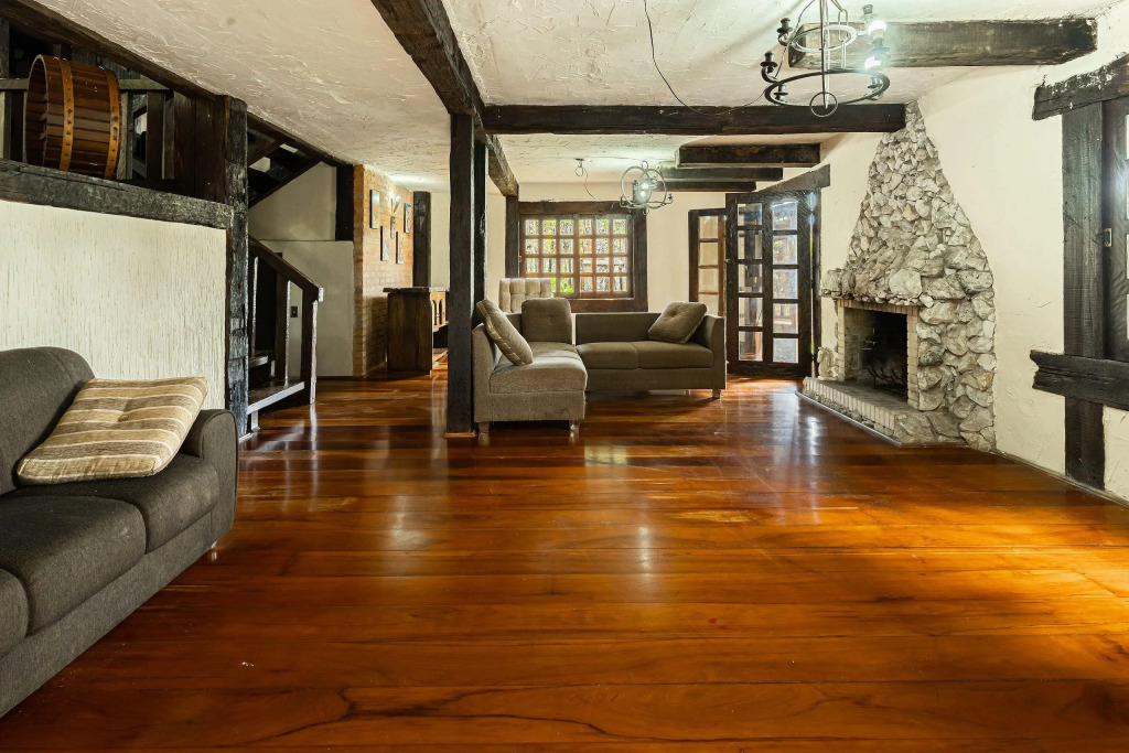 Casa Estilo Fazenda Em Campos Do Jordão Ris845