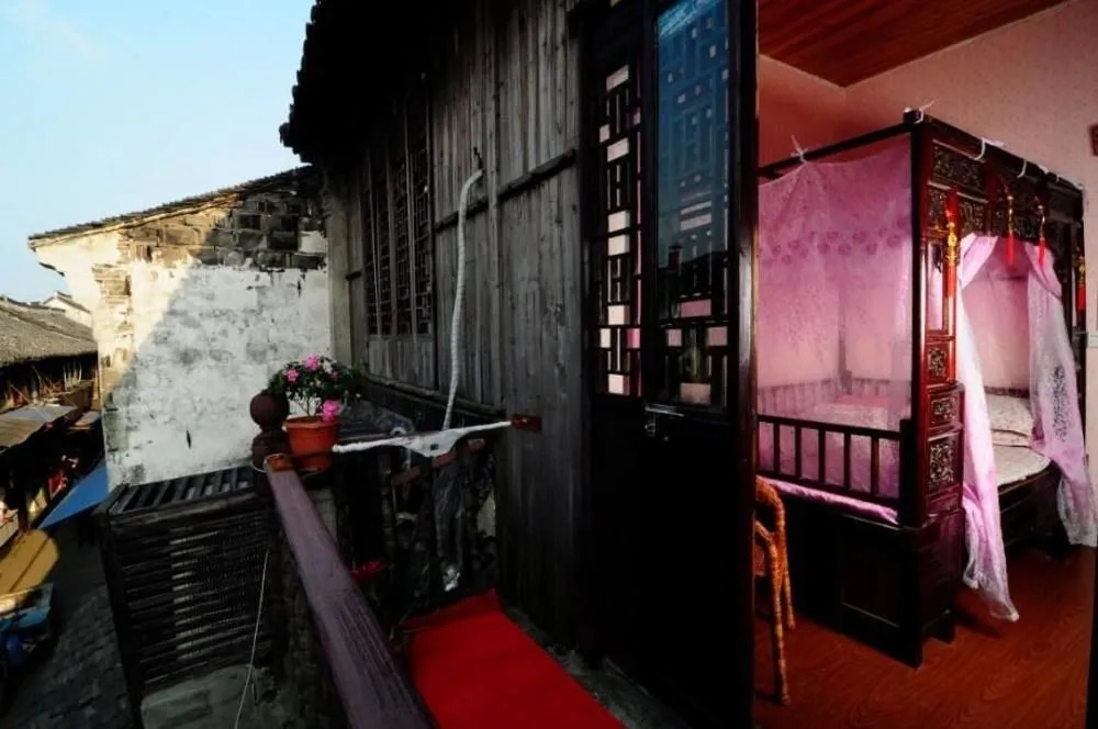 Youjian Xiaozhu Hostel