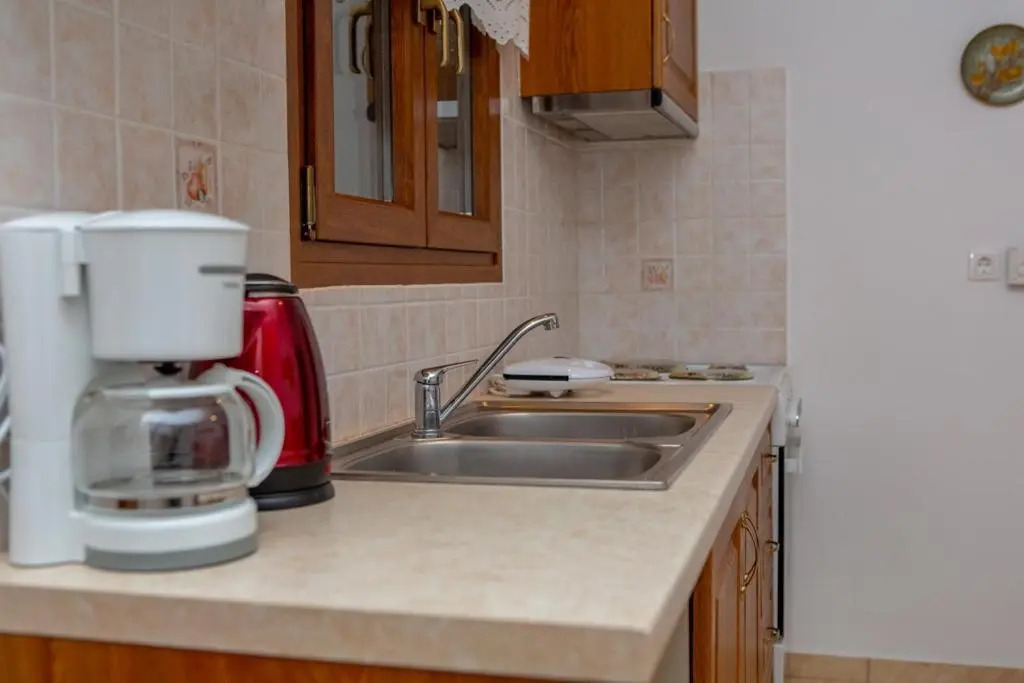 Apiranthian house II (3 BDRM)
