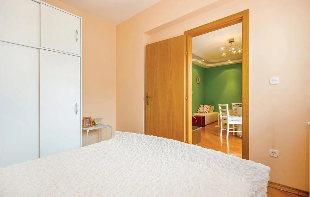 Nice Home in Rijeka With Wifi and 1 Bedrooms