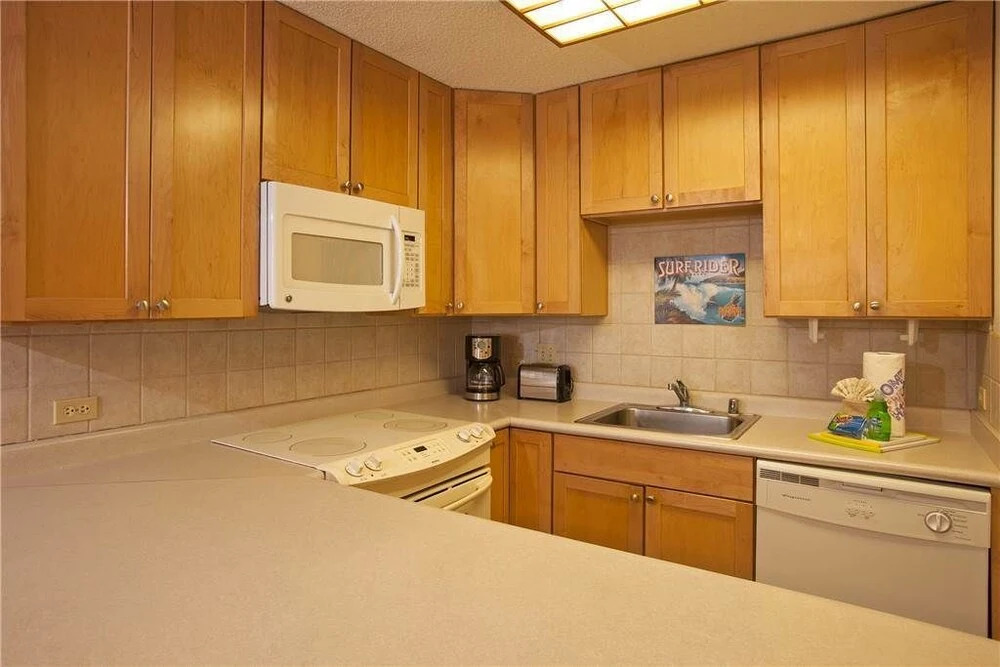 Kamaole Sands 10-405 - 2 Br Condo