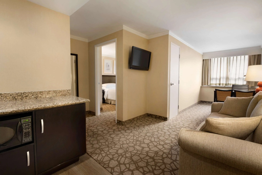 Embassy Suites Los Angeles Glendale