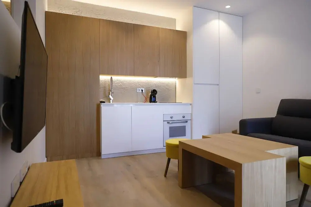 MEDINA HOMES PUENTE ROMANO