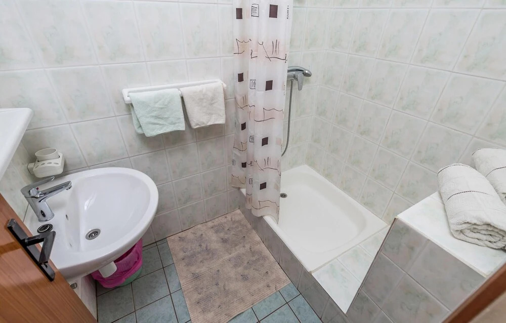 Stunning Home in Rab With Wifi and 1 Bedrooms
