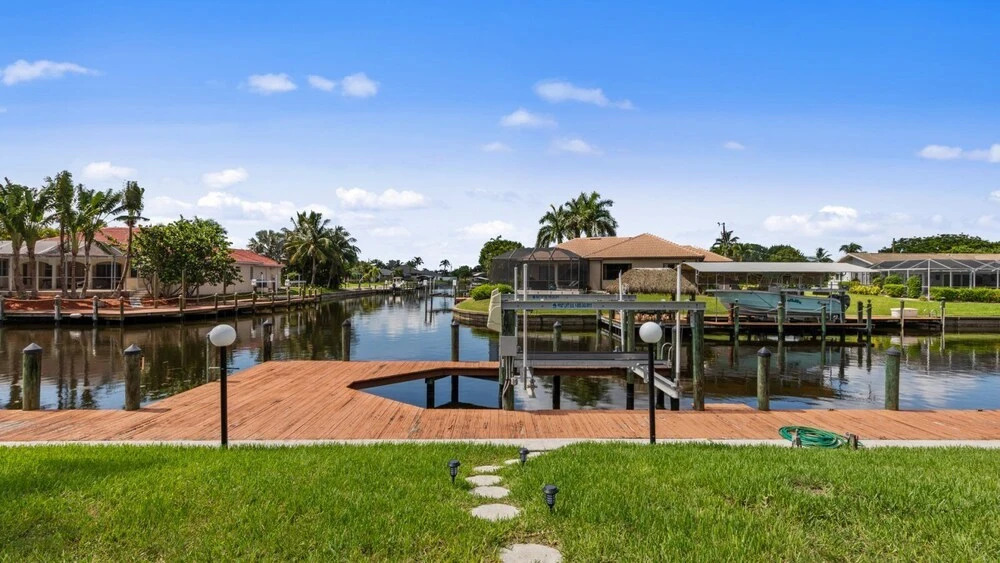 Sunset Palms Dockside Retreat