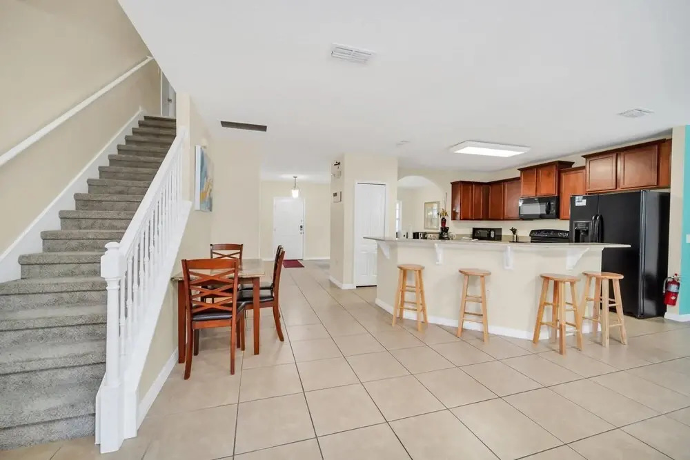6BR Pool Villa Minutes From the Parks