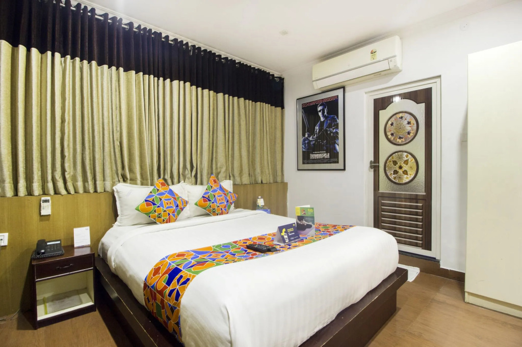 FabExpress Sidhi Vinayak Inn