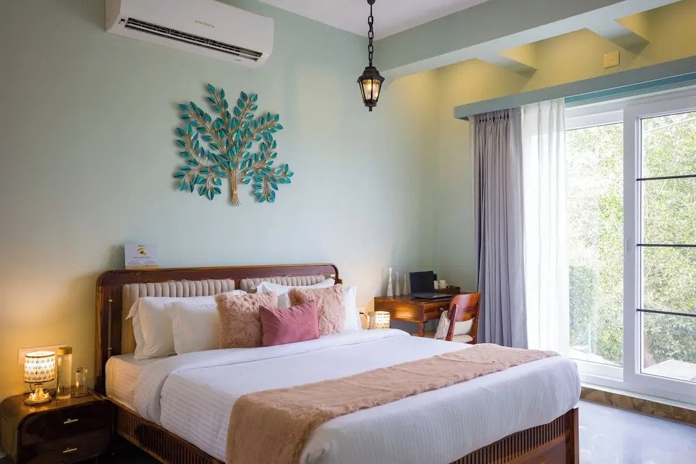 ELIVAAS Festiva Mansion 3 BHK Villa