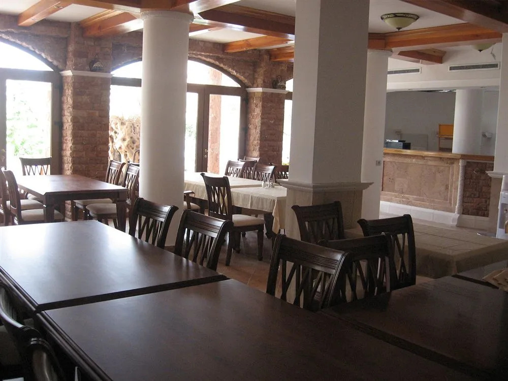 Apartments and Rooms Levantin Inn