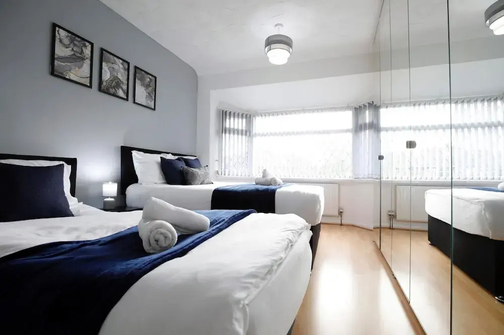 Spacious House for Relocating - Workers - Families