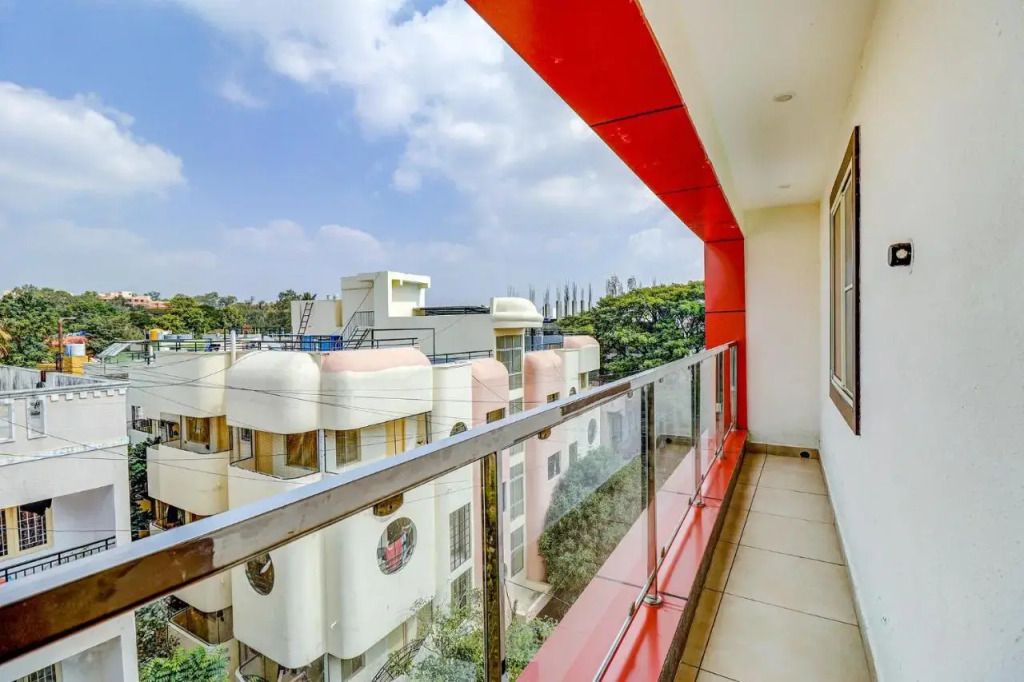 FabHotel Green Park Residency