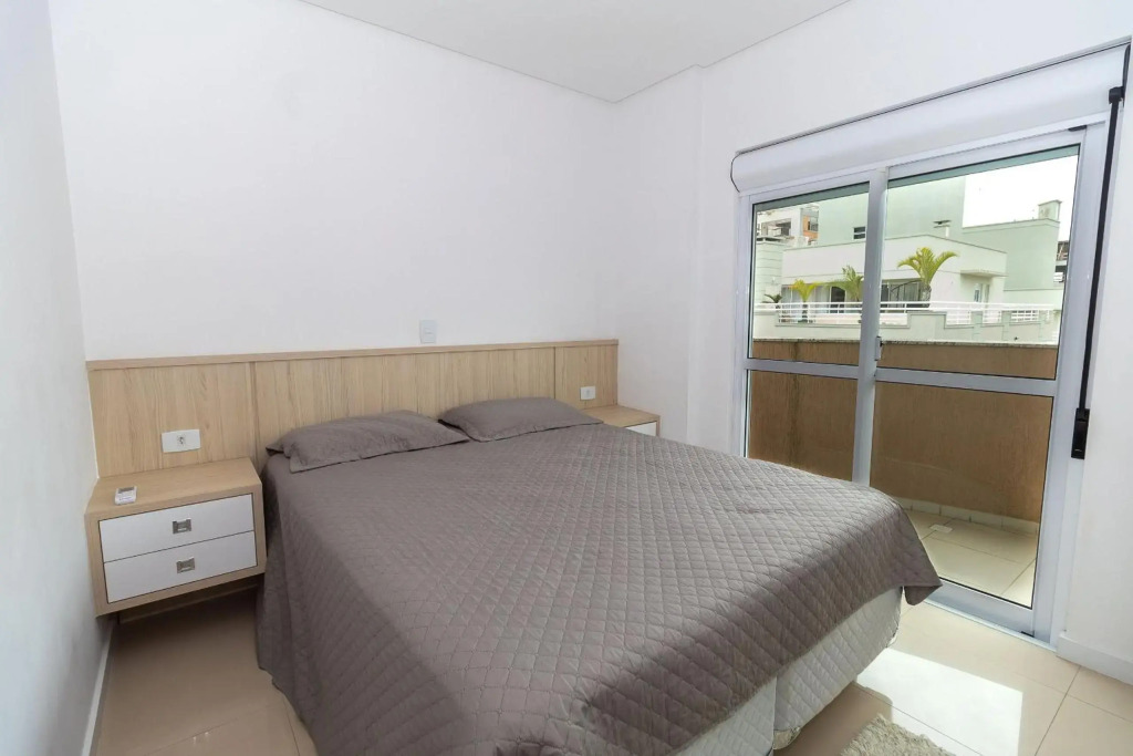 254 - Excelente 3 quartos com vista mar em Bombas