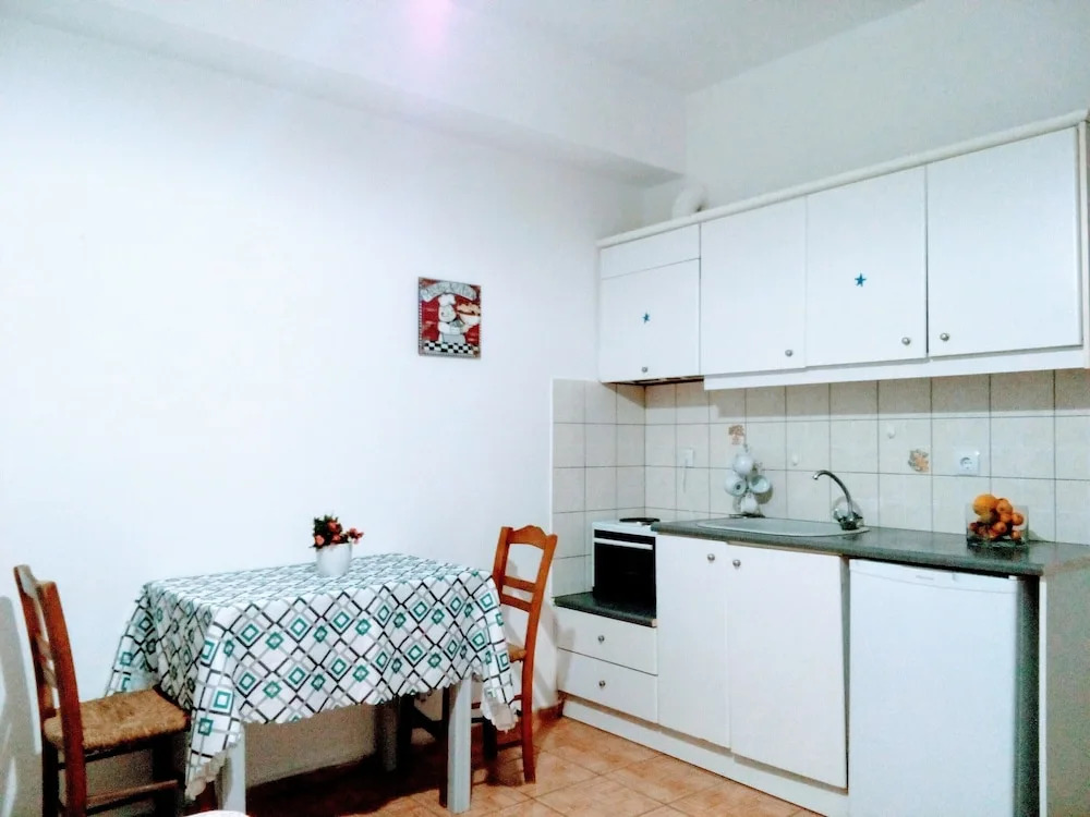 Studios Aretousa