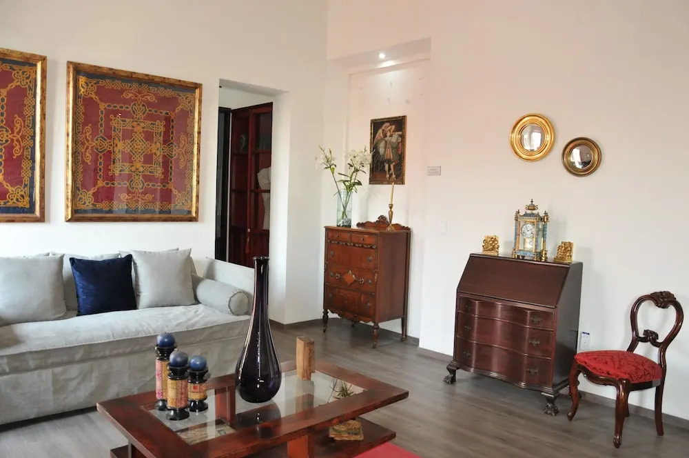 Historical Downtown Luxury