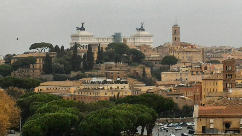 Blaserna House "in the Heart of Shopping in Roma"