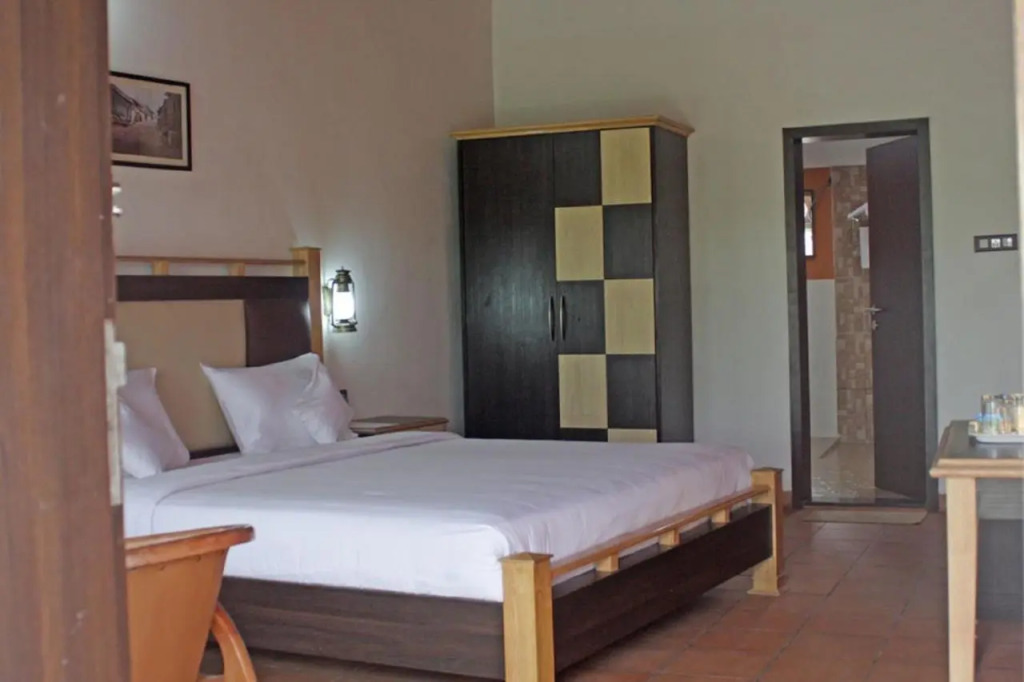 Eka Resorts