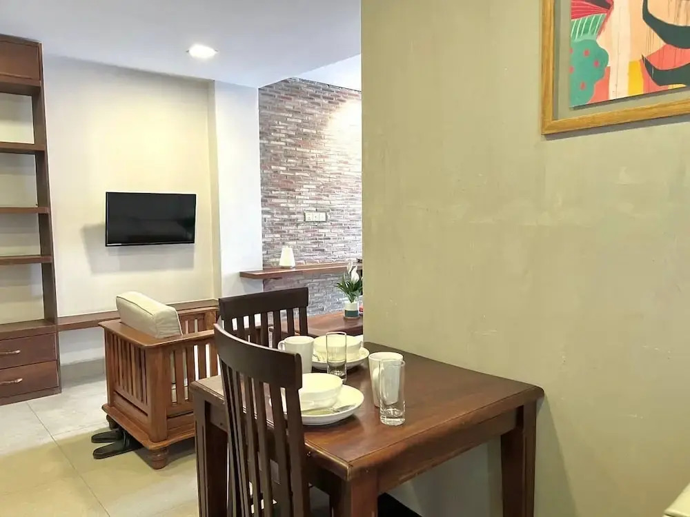 WH Bassac Residence