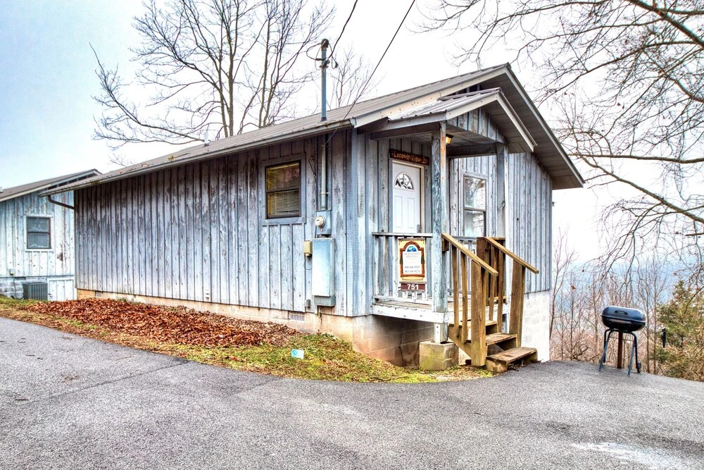 Leconte View 2 by Jackson Mountain Rentals