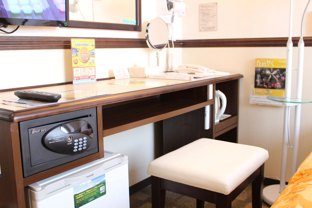 Toyoko Inn Higashi hiroshima Ekimae