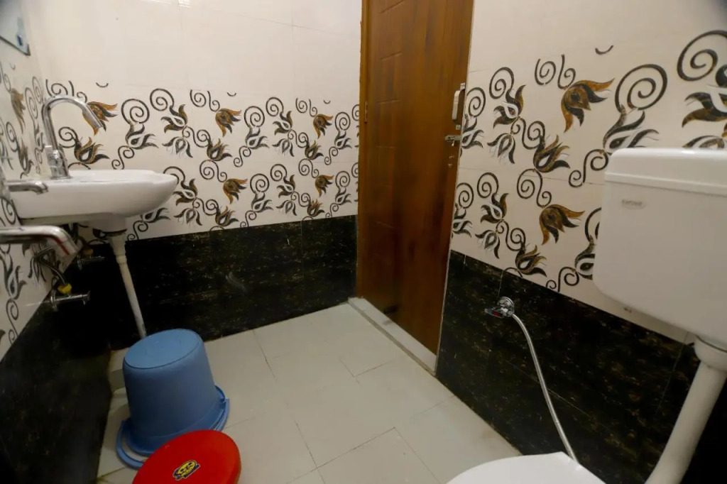 Hotel Comfort Inn Homestay