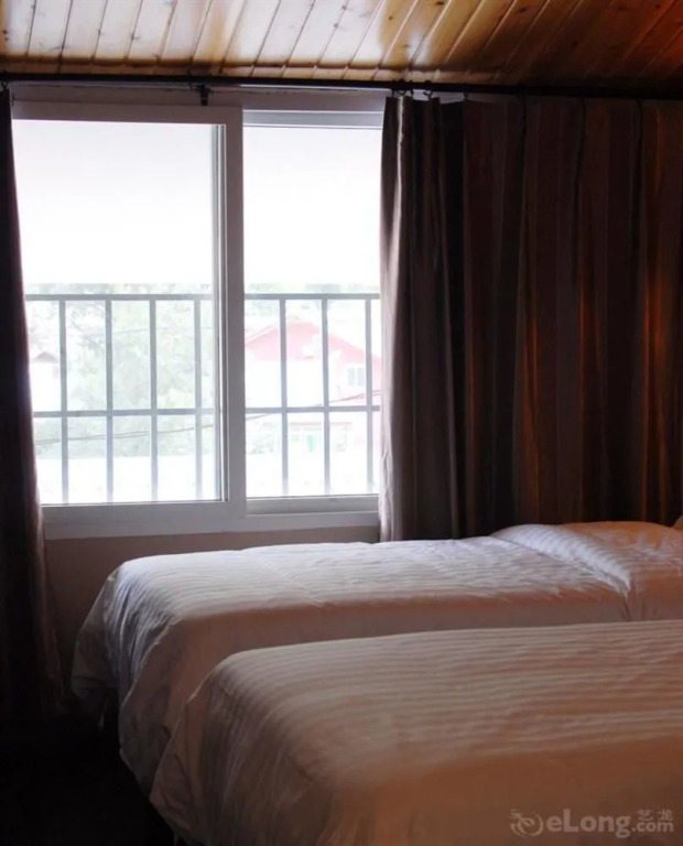 Xunji Hotel