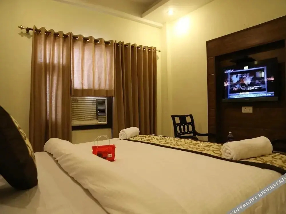 OYO Rooms Opposite K Area Zirakpur 1