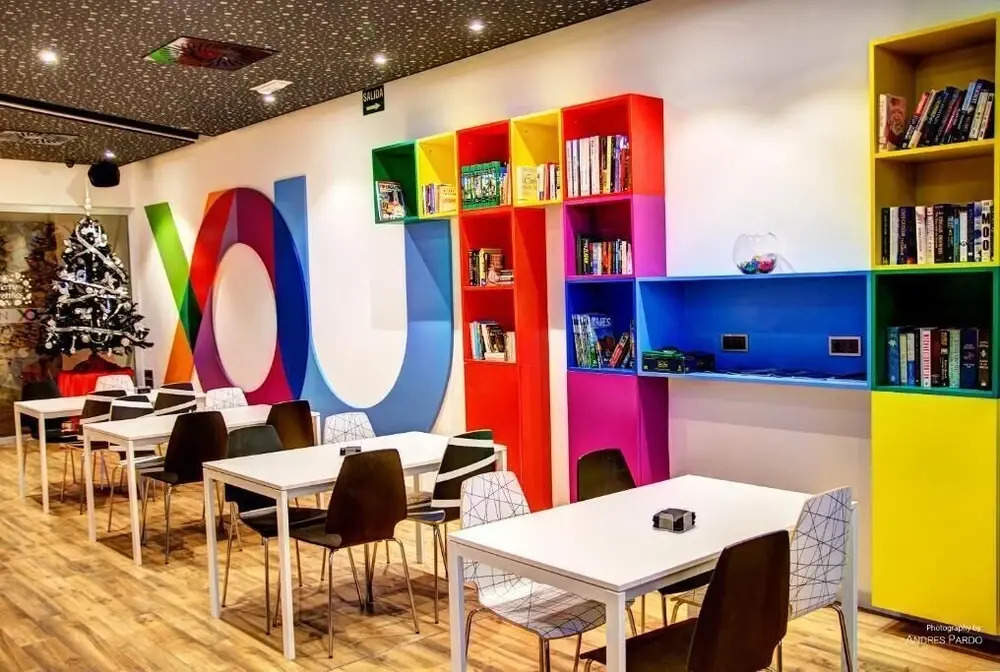Urban Youth Hostel