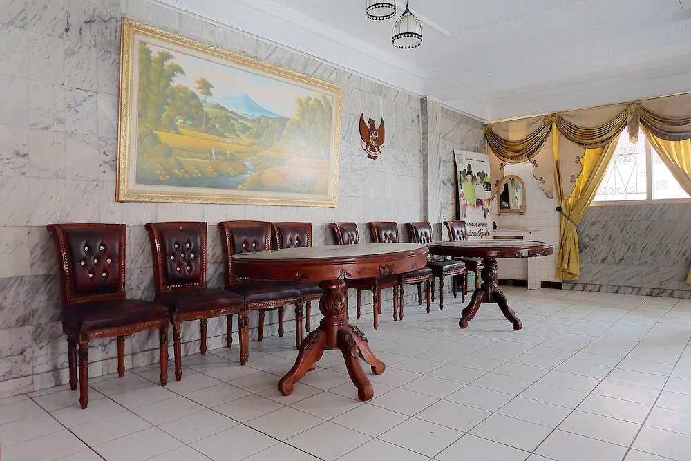 RedDoorz Syariah At Hotel Matahari 1 Jambi