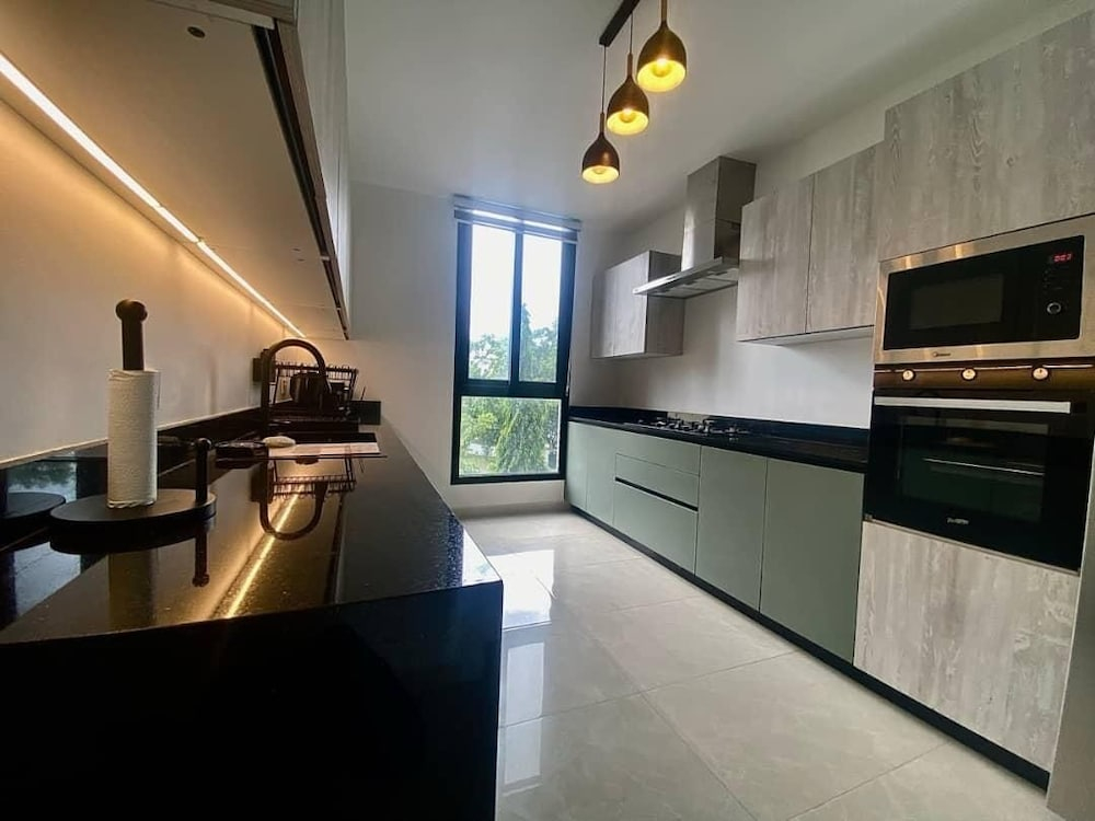 Bravia Residence by Cozy