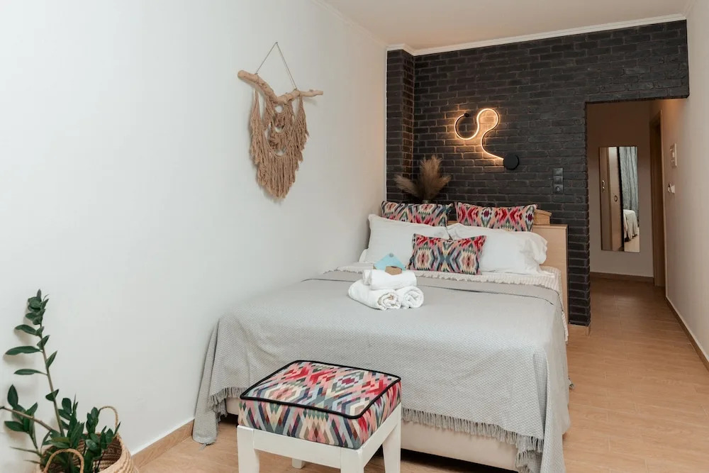 Sea View 1 Bed Apartment in Nea Peramos - Terrace