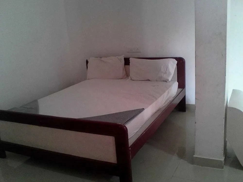 Hotel SR Residency