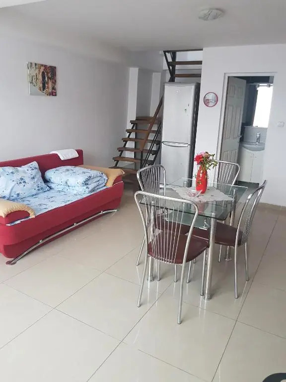 Csikos Apartment
