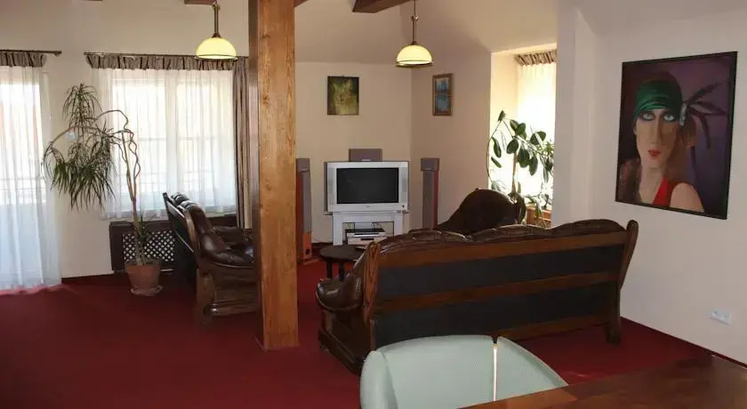 Hotel Zajazd Kultury, dawniej Pocztowy