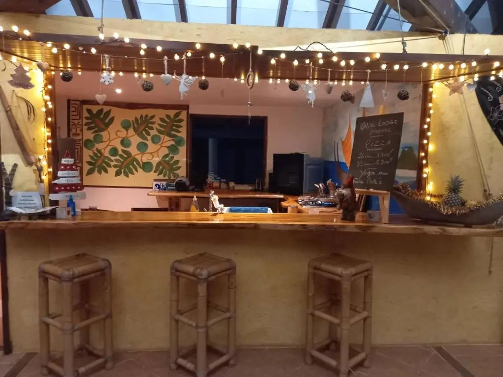 Fare Oviri Lodge