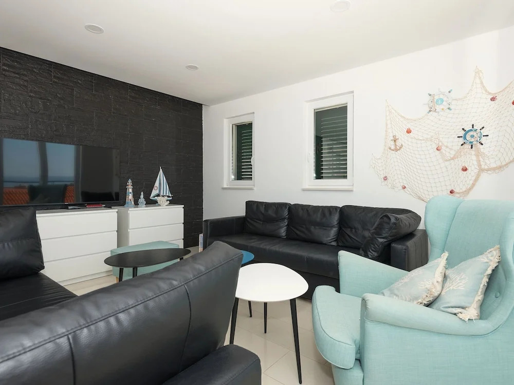 Luxurious Villa in Makarska With Pool