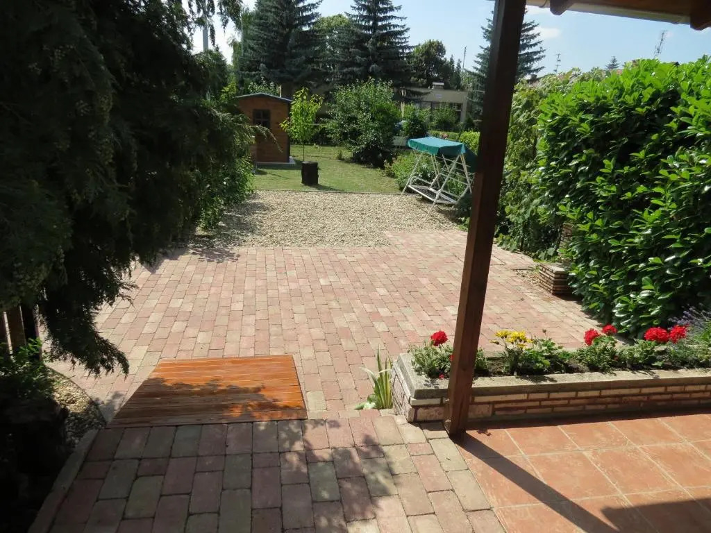 Titi Family Apartman