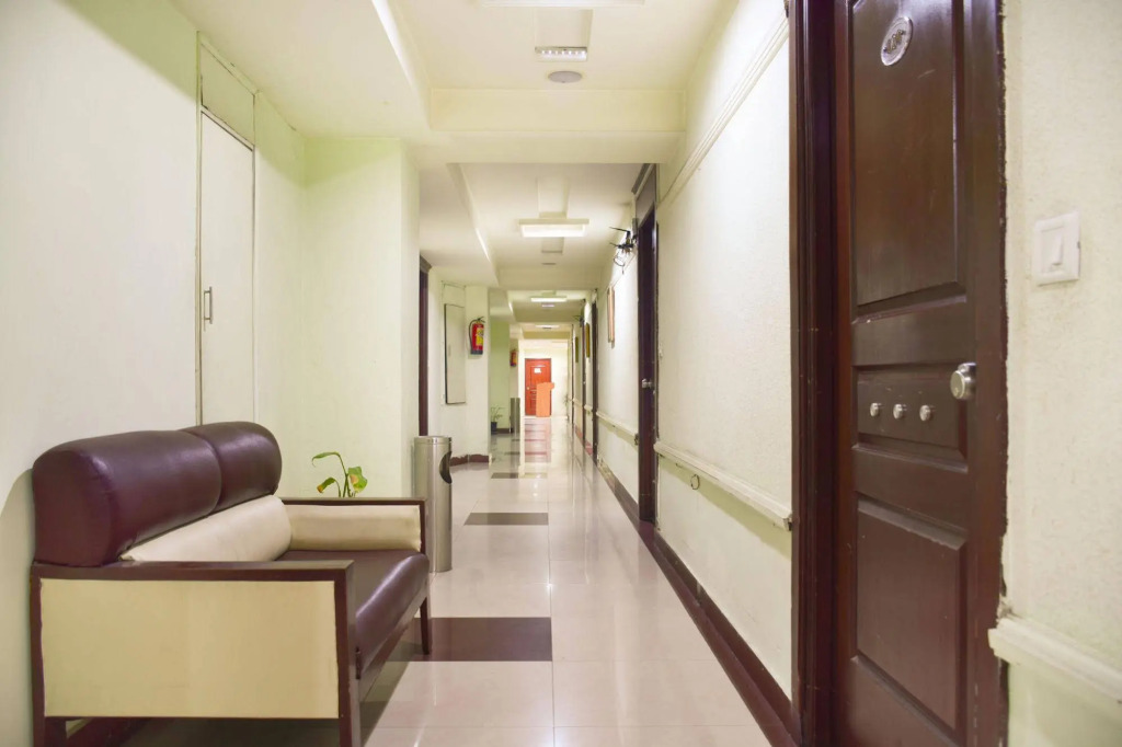 ZO Rooms Ameerpet Satyam