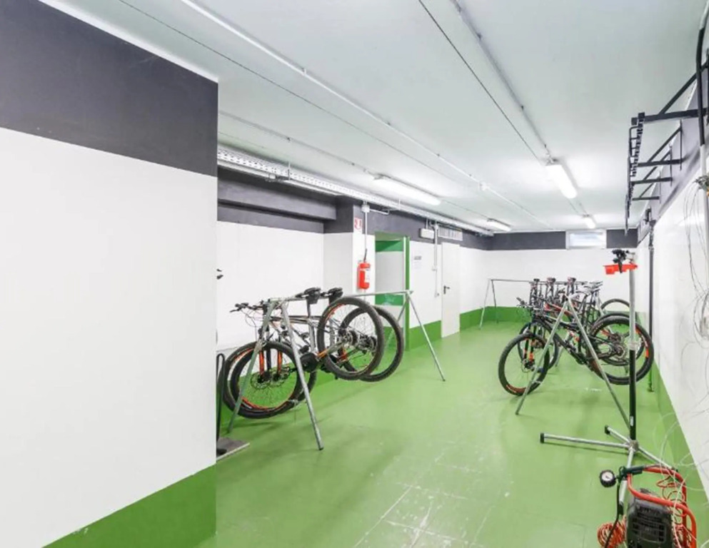 Caravel Bike Hotel