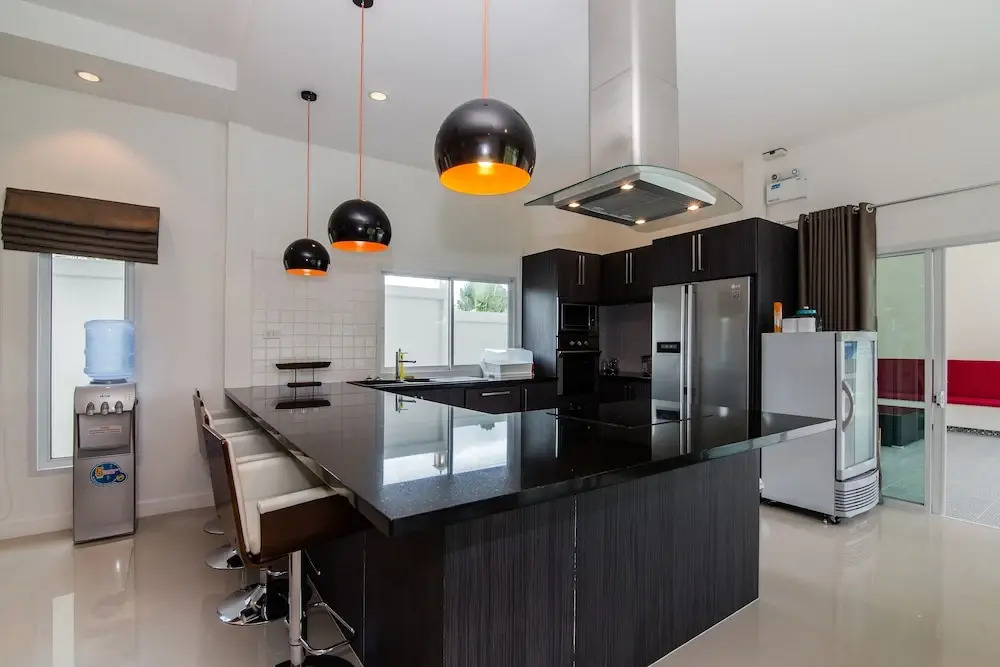 Private  4 Bedroom Pool Villa L28