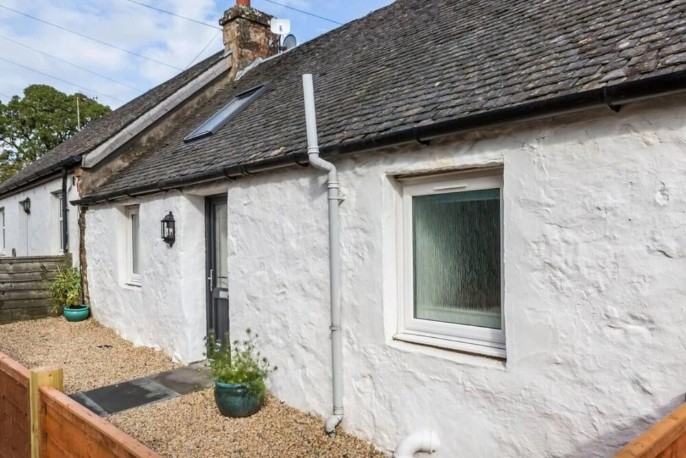 Ideal Couples Base for Exploring the Isle of Arran