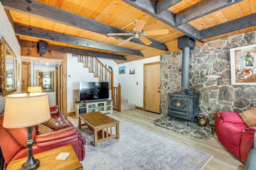 Discount Available! Lake Tahoe Gem w/ Pool Table
