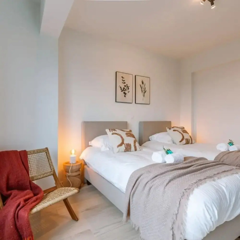 Luminous Family Apartment With Magnificent View