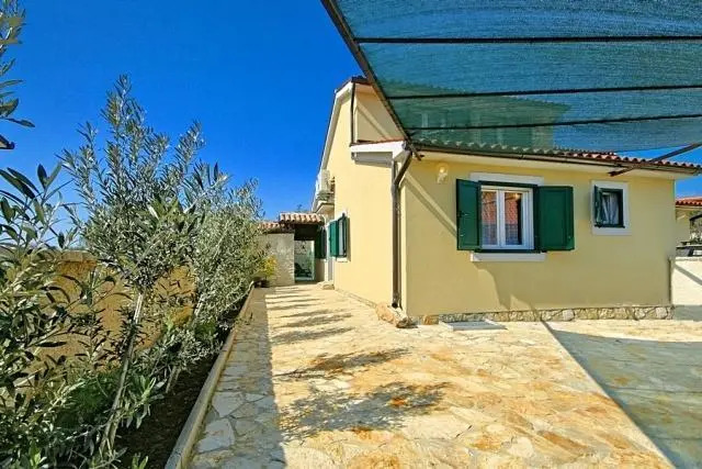 Canolle Istria by Villsy
