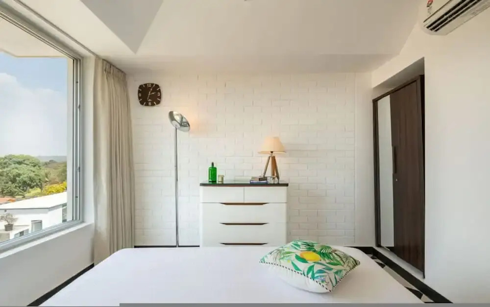 El Arbol by The Blue Kite with Rooftop Pool, Kitchen, Wifi, Security,10 Mins to Candolim Beach & 5 mins to Casino