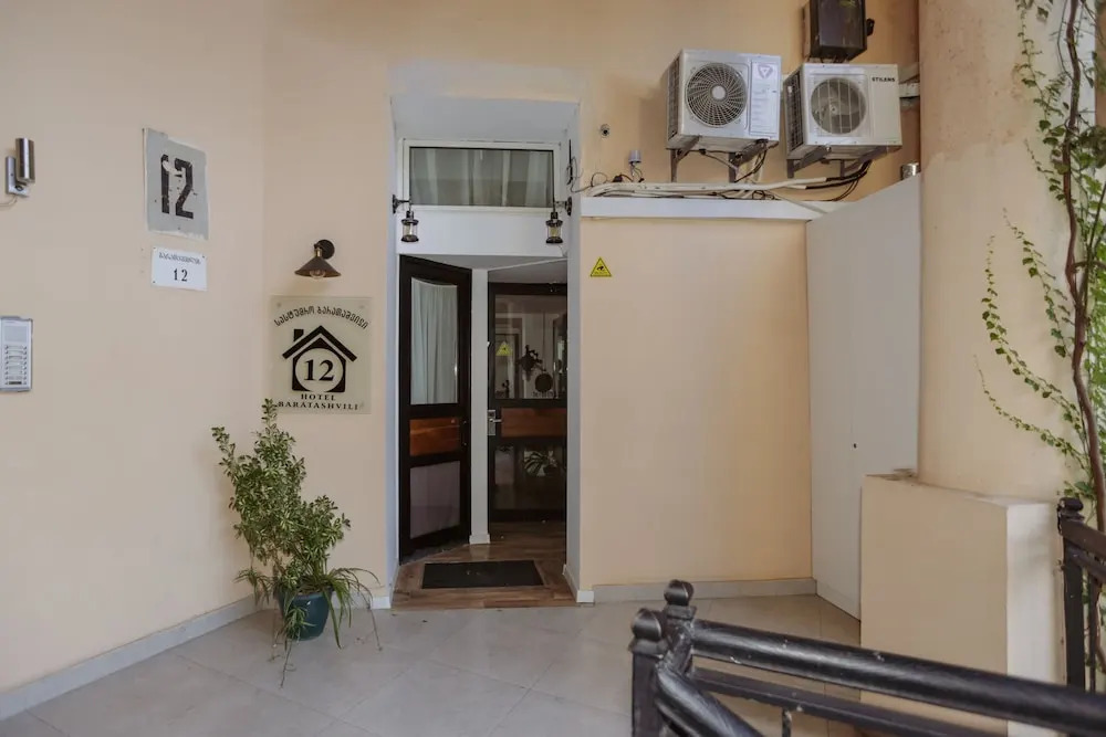 Hotel Baratashvili 12