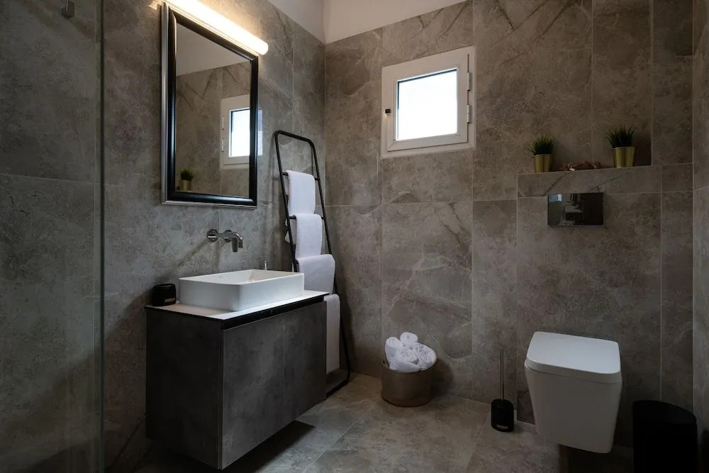 Olenia Luxury Apartments 4