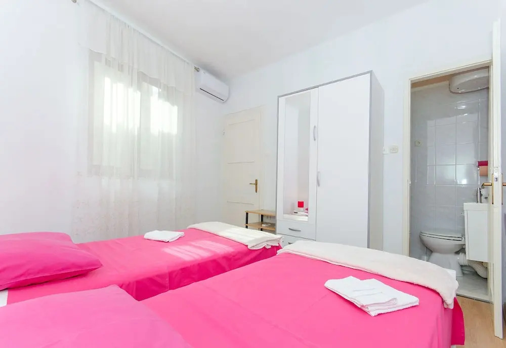 Apartments Maglica