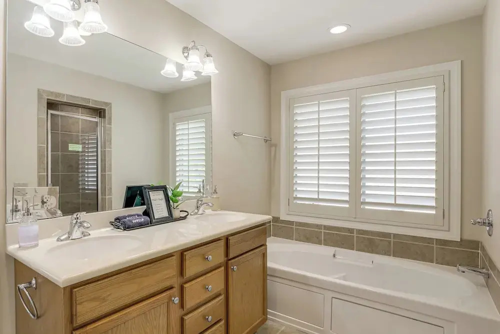 Family Fun in Sugar Mtn! Mountaintop Gem w/ Views