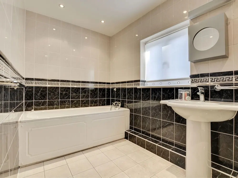 Luxurious Apartment in Saundersfoot With Balcony