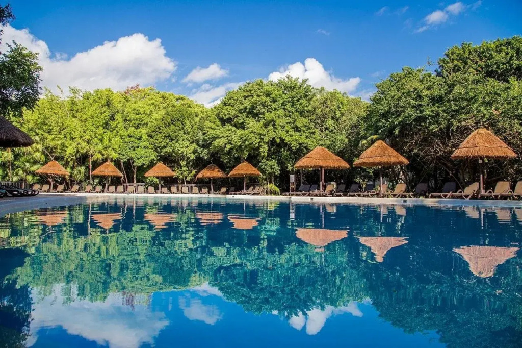 Select Club at Sandos Caracol All Inclusive